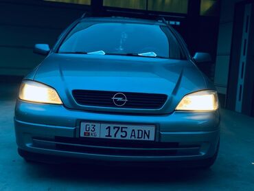 авто смарт: Opel Astra: 2004 г., 1.6 л, Механика, Бензин, Универсал