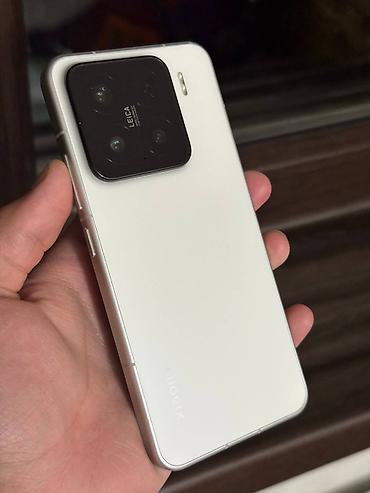 Мобильные телефоны: Xiaomi, 15, Б/у, 256 ГБ, цвет - Белый, 2 SIM — 1