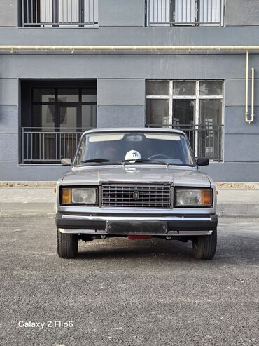 VAZ (LADA): VAZ (LADA) 2107: 1.6 l | 2001 il 67405 km Sedan — 18