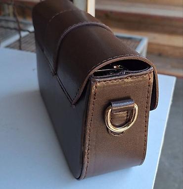 Torbe: Mona torbice samo 2800 dinara Kais 1700 dinara U setu 3800 dinara — 7