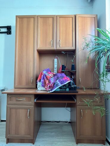 принимаем старую мебель: Seliqeli ishlenib