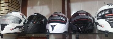 Moto dəbilqələr: Kaskalar 39an hər rəngi var Qara mat kaskalar 55azn Qara parlaq — 24