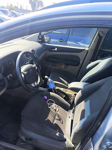 infinity qx56: Ford Focus: 2005 г., 2 л, Механика, Бензин, Универсал — 5