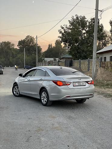 соната 2011: Hyundai Sonata: 2011 г., 2 л, Автомат, Газ, Седан — 4