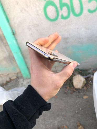 Apple iPhone: IPhone Xs, 64 GB, Qızılı, Simsiz şarj — 2