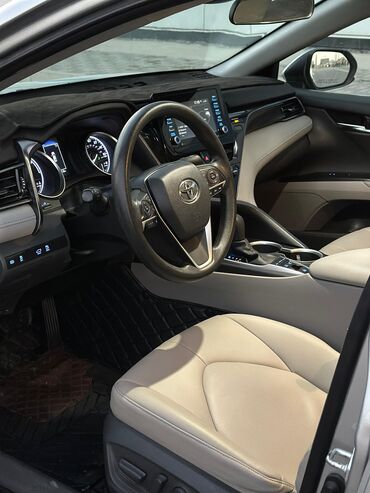 Toyota: Toyota Camry: 2021 г., 2.5 л, Автомат, Гибрид, Седан — 8