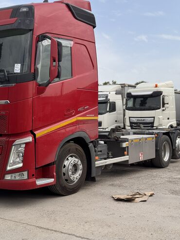 Грузовики: Грузовик, Volvo, 7 т, Б/у — 7