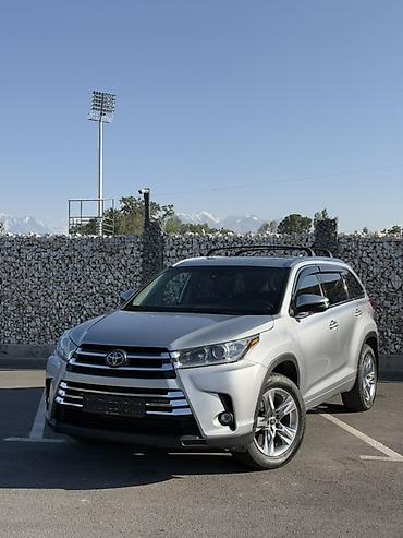 Toyota Highlander: 2019 г., 3.5 л, Автомат, Бензин, Кроссовер