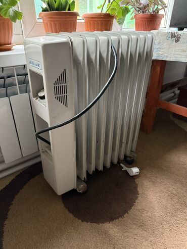 режим 9 т: Масляный обогреватель Кол-во секций: 9, Несколько режимов мощности