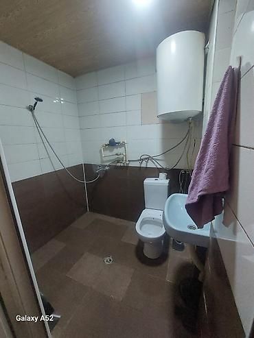 28 mayda evler: Salam.28 may metrosuna ve mola 6 deqiqelik piyada yol yas hedi 17-27 — 2