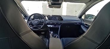 hyundai note: Hyundai Sonata: 2 l | 2022 il Sedan — 10