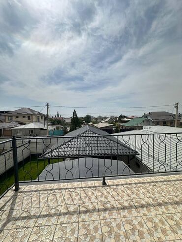дом в котором купить бишкек: Дом, 220 м², 5 комнат, Дизайнерский ремонт