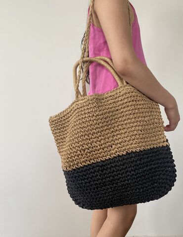 сумка из соломы: Новая вместительная сумка ( городская/пляжная) солома, ( без торга)