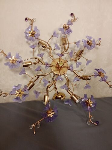 Qida məhsulları: Çılçıraq, 8 lampa, Şüşə
