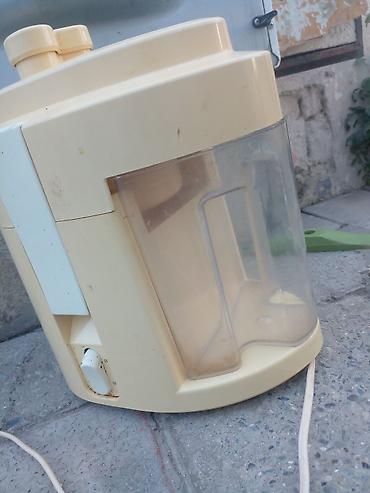 sok cəkən maşın: Şirəçıxaran (sitrus və meyvə-tərəvəz üçün) - Plastik korpus, yuxarıda — 1