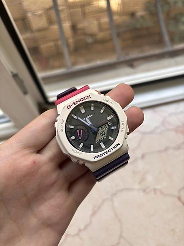 Наручные часы: Casio G‑SHOCK GA‑2100 seriyasına bənzər analoq‑rəqəmsal qol saatı — 2