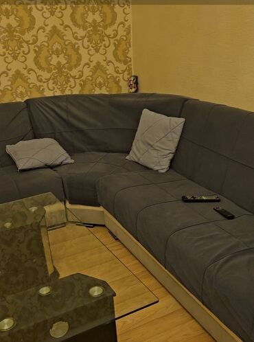 Mətbəx mebeli: Künc divan dəsti - divan pufik kreslo ve suse jurnalni birlikde