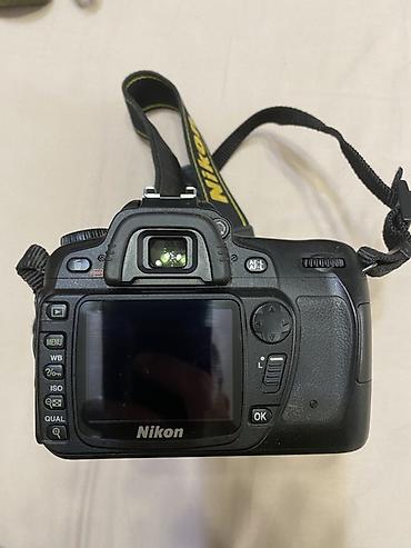Зеркальная камера Nikon (линейка D, корпус с верхним монохромным