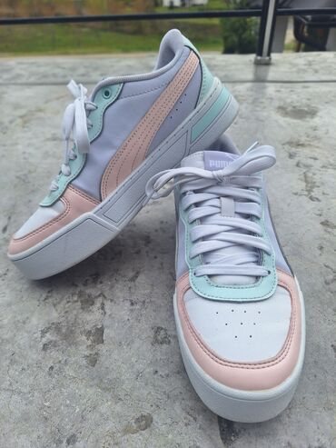 Women's Sneakers and athletic shoes: Puma, 37, bоја - Šareno — 1