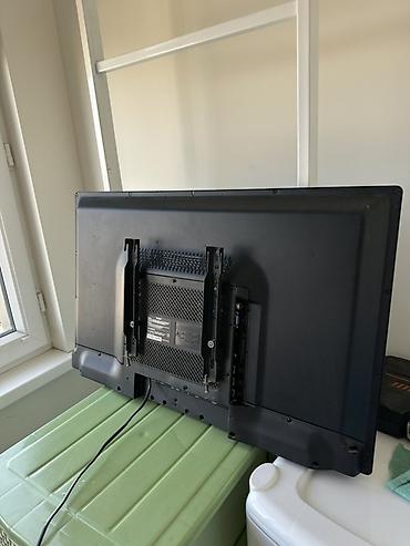 jack e4: Телевизор YASIN LED-32ESETS - Диагональ: 32" - Технология подсветки — 2