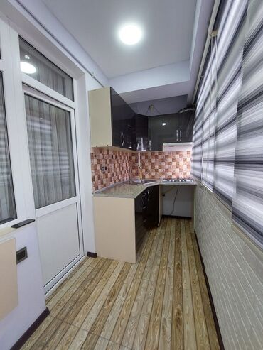 Duş kabinaları, arakəsmələr: Arakəsmə, Künc üçün — 15