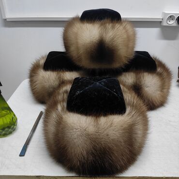 Шапки: Суусар тебетей улуттук баш кийим тебетейлерди сунуштайбыз, ата — 10