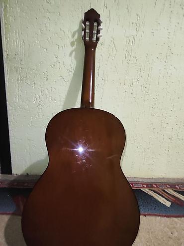 Гитары: Классическая гитара 4/4 с нейлоновыми струнами. YAMAHA C45 - Формат — 2
