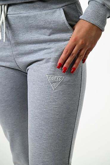 Gornji i donji deo: Duks i donji deo trenerke – komplet, tamno braon - Brend: Guess — 11