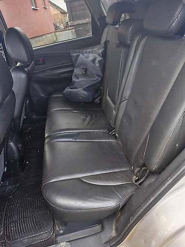 pezo 406: | HYUNDAI TUCSON CRDI 2006. GOD. - KOMPLETAN AUTO U DELOVIMA | — 3