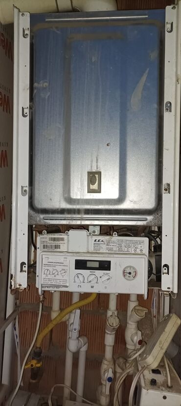 ev qizdiricisi: İşlənmiş Kombi E.C.A. 24 kVt, Ünvandan götürmə, Ödənişli quraşdırma, Kredit yoxdur