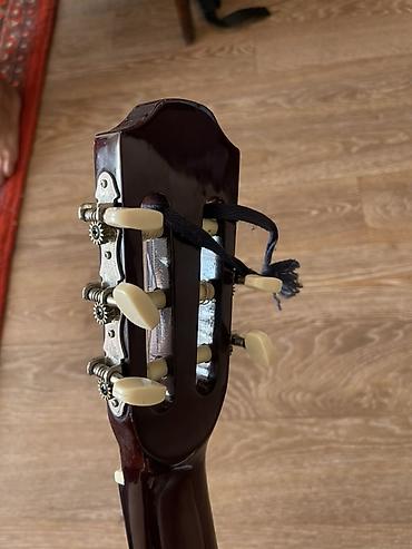 hohner: Классическая гитара Hohner - Формат: 4/4, нейлоновые струны - Корпус — 2