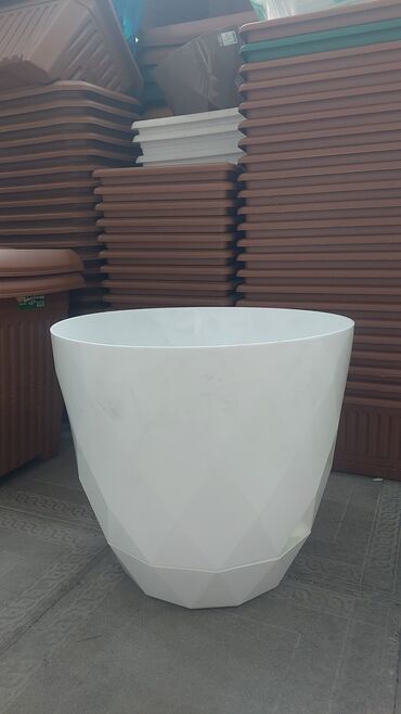 Bitkilər üçün dibçəklər: Dipçekler gül qabilar 30 sm 50 sm 70 sm 75 sm 85 sm 90 sm olculer var — 17