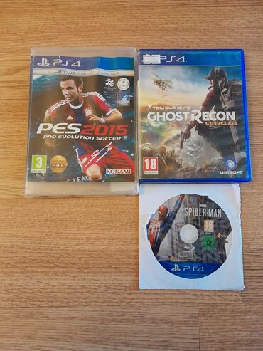 PS4 (Sony Playstation 4): Ps4 oyun diskleri Pes15 - 15azn Ghost recon - 20 azn Spiderman - 15