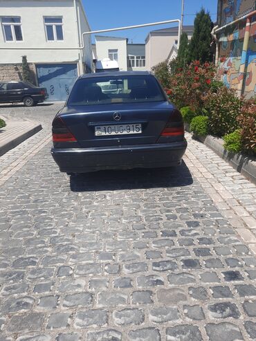 продажа бу авто в азербайджане: Mercedes-Benz C 180: 1.8 l | 1998 il Sedan