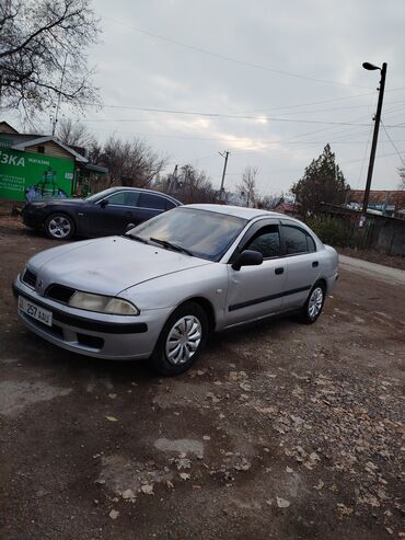 бортовая машина: Mitsubishi Carisma: 2001 г., 1.8 л, Механика, Бензин, Хэтчбэк