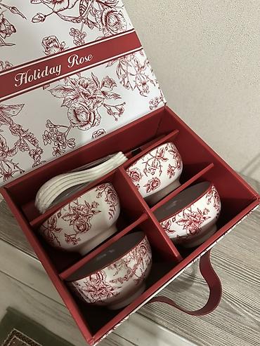 rose: Набор пиал с ложками Holiday Rose - Состав: 4 керамические пиалы + 4 — 5