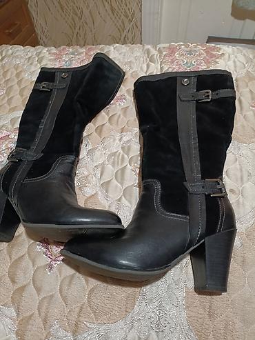 Сапоги: Женские сапоги черного цвета из комбинированных материалов, с подошвой — 10