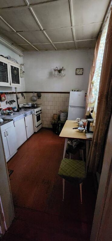 Продажа домов: Полдома, 54 м², 3 комнаты, Собственник, Старый ремонт — 3