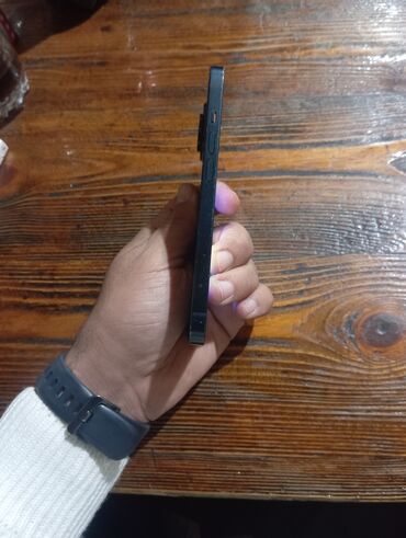 Apple iPhone: IPhone 14, 128 GB — 3