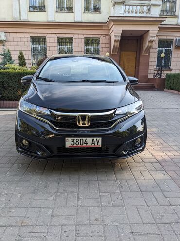 шаран 1 9: Honda Fit: 2019 г., 1.5 л, Автомат, Бензин, Хетчбек