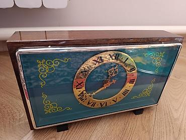 Часы для дома: Продается! Настольные часы ретро стиля, сервизы, мясорубка, матрасы — 2