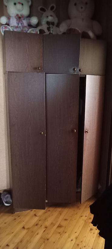 Mebel: İşlənmiş, 6 qapı, Qəhvəyi, Taxta, Açılan, Düz dolab — 2