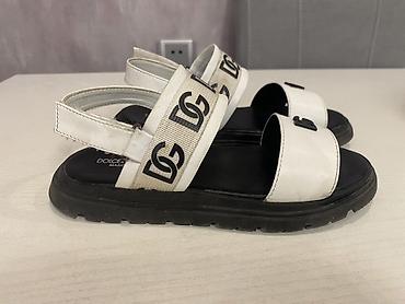 ağ sandallar: Dolce & Gabbana uşaq sandalıları - Model: DG loqolu iki qayışlı — 1