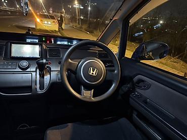 Honda: Honda Stepwgn: 2006 г., 2 л, Вариатор, Бензин, Минивэн — 9