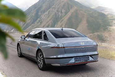 gra: Hyundai Grandeur: 2023 г., 1.6 л, Автомат, Гибрид, Седан — 4