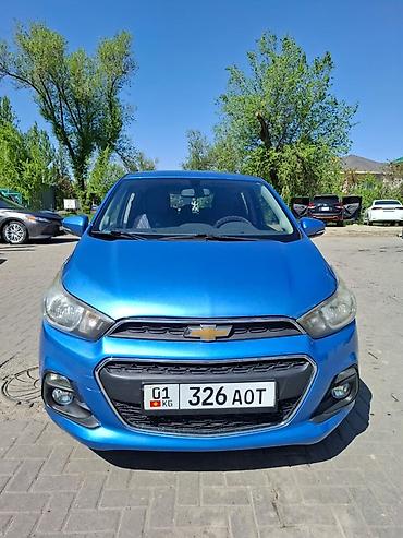 200: Chevrolet Spark: 2016 г., 0.1 л, Вариатор, Бензин, Хэтчбэк — 2