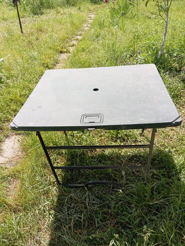 стол от crv: Продаю стол багажный на хонда СРВ 2