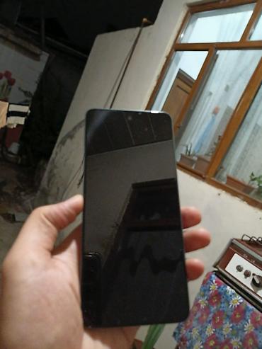 sınıq telefon: Oppo 5, 128 GB, rəng - Yaşıl, Simsiz şarj, Face ID — 1