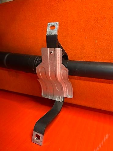 Карданные валы: Задний карданный вал Cadillac Новый, Оригинал — 9