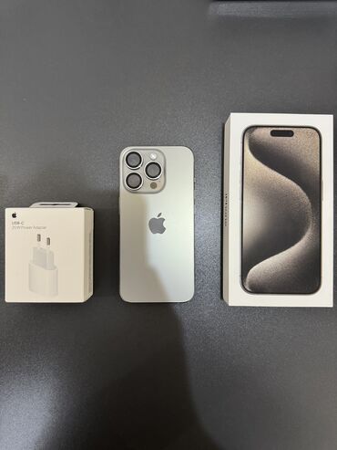 iphone ноутбук: IPhone 15 Pro, Б/у, 256 ГБ, Natural Titanium, Зарядное устройство, Защитное стекло, Чехол, 86 %